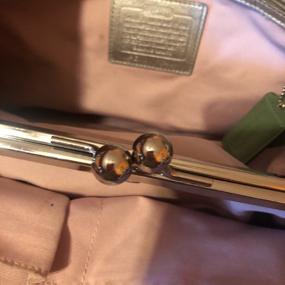 Coach Handbag! - Picture 2 of 6